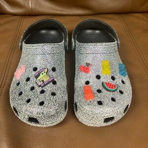 CROCS black flitter clogs - women’s size 7 (Jibbitz included)
